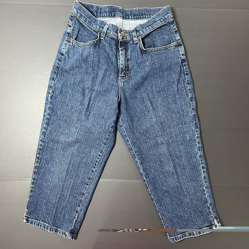 Lee Riders Womens Classic Fit Straight Leg Capri Jeans Size 8P Grunge Cowboy 90s